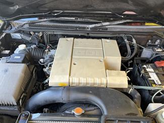 1999 Mitsubishi Pajero - Thumbnail