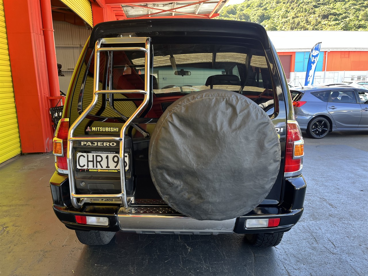 1999 Mitsubishi Pajero