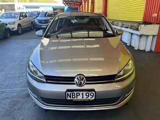 2015 Volkswagen Golf - Thumbnail