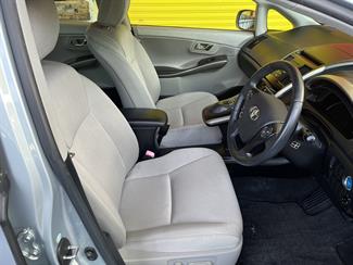 2010 Toyota Sai - Thumbnail