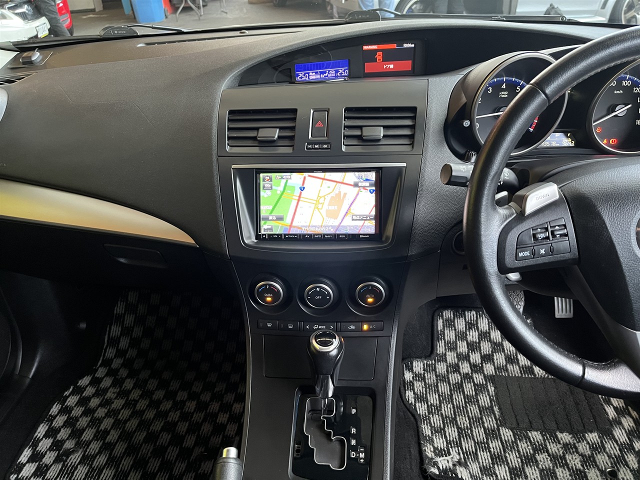 2012 Mazda Axela