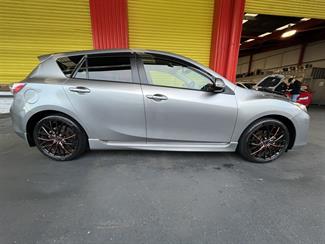 2012 Mazda Axela - Thumbnail