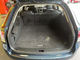 2008 Holden Commodore - Thumbnail