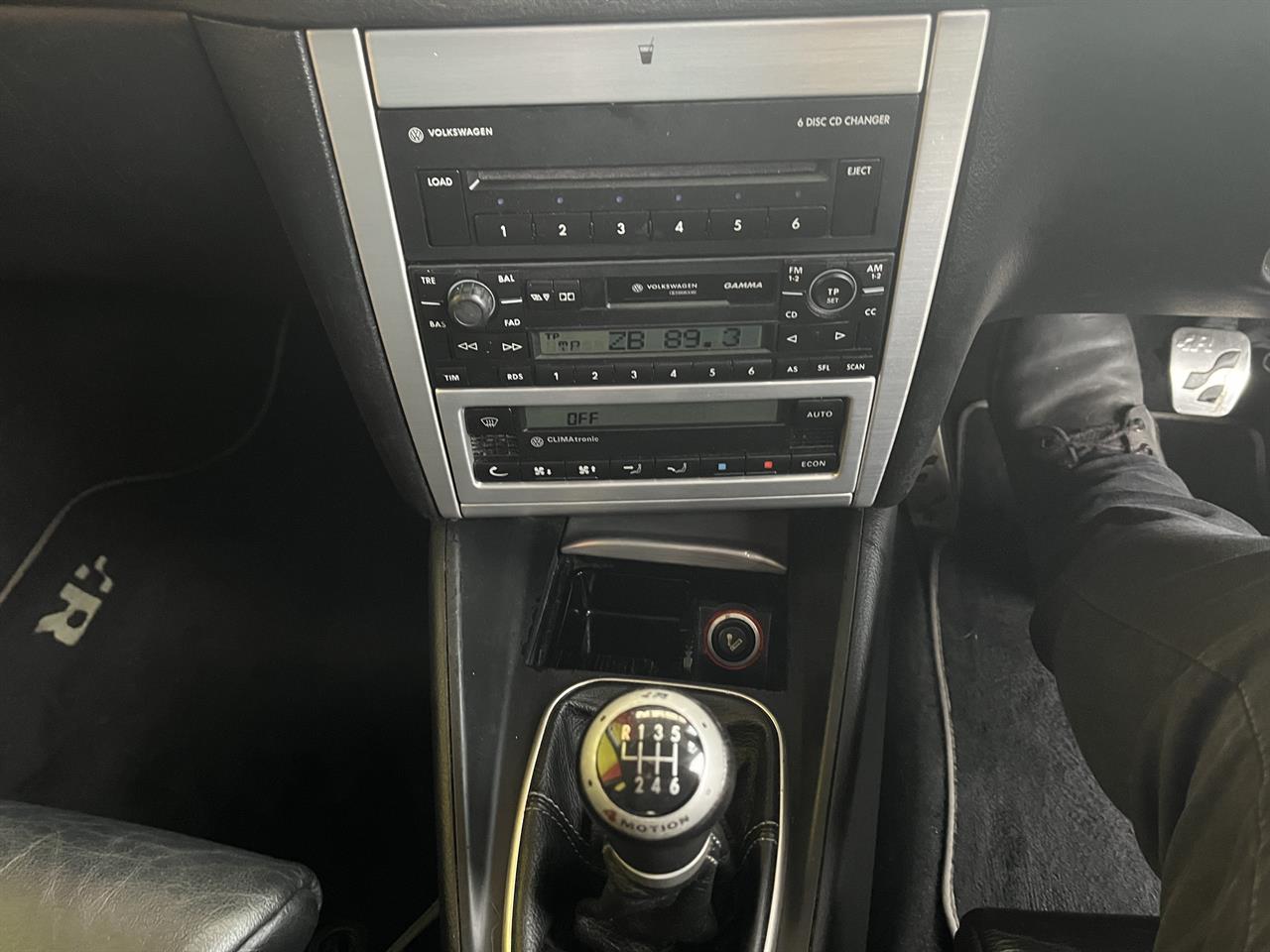 2003 Volkswagen Golf