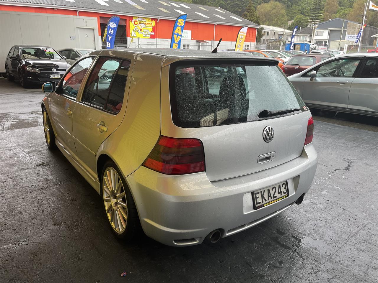 2003 Volkswagen Golf