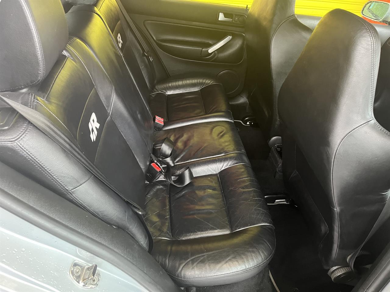 2003 Volkswagen Golf