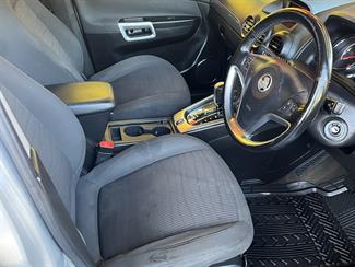 2012 Holden Captiva - Thumbnail