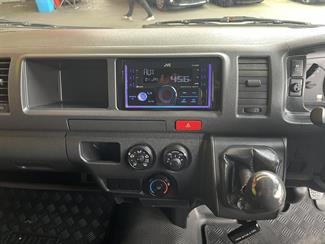 2018 Toyota Hiace - Thumbnail