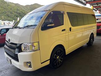 2018 Toyota Hiace - Thumbnail