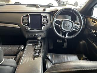 2016 Volvo XC90 - Thumbnail
