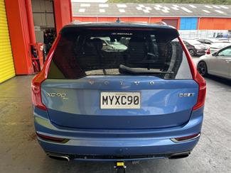 2016 Volvo XC90 - Thumbnail