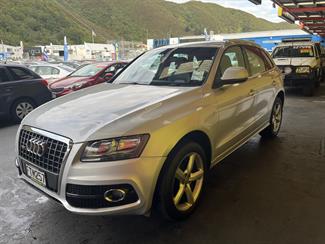2011 Audi Q5 - Thumbnail