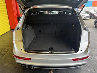 2011 Audi Q5 - Thumbnail