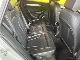 2011 Audi Q5 - Thumbnail