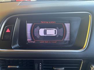 2010 Audi Q5 - Thumbnail