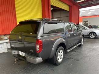 2015 Nissan Navara - Thumbnail