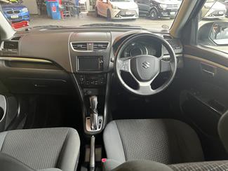 2014 Suzuki Swift - Thumbnail