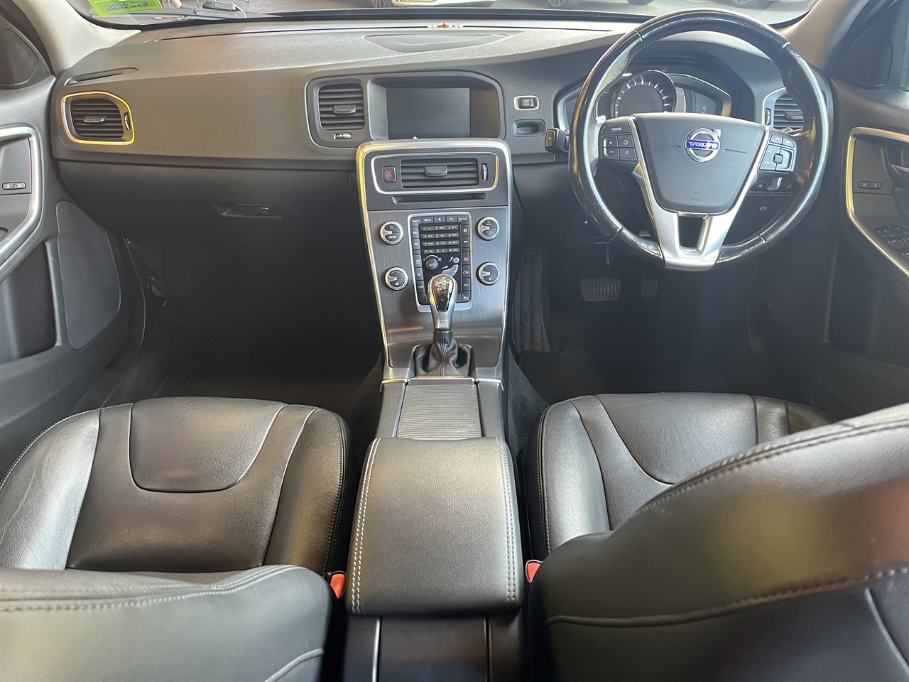 2016 Volvo V60