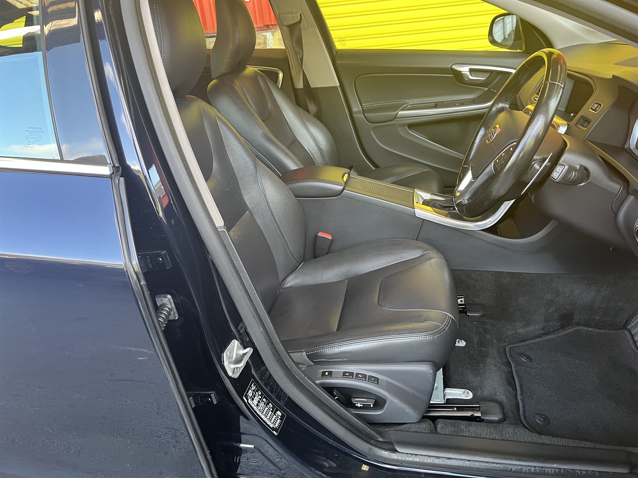 2016 Volvo V60