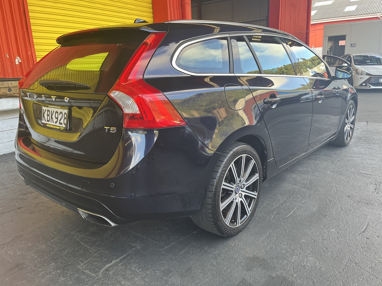 2016 Volvo V60