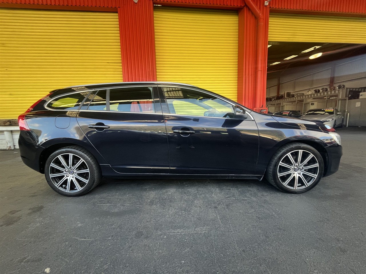 2016 Volvo V60
