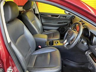2016 Subaru Outback - Thumbnail