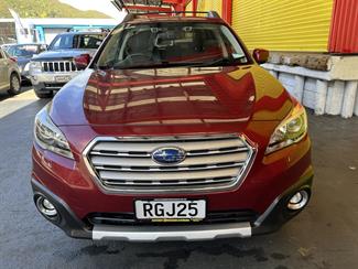 2016 Subaru Outback - Thumbnail