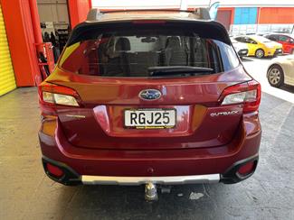 2016 Subaru Outback - Thumbnail