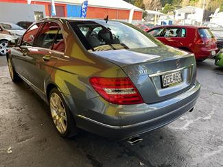 2011 Mercedes-Benz C-Class - Thumbnail