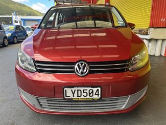 2011 Volkswagen Touran - Thumbnail