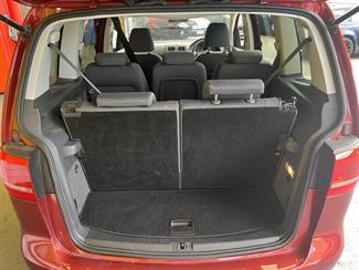 2011 Volkswagen Touran - Thumbnail