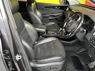 2017 Kia Sorento - Thumbnail
