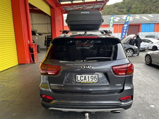 2017 Kia Sorento - Thumbnail