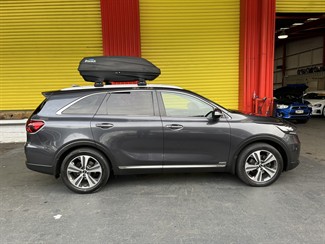 2017 Kia Sorento - Thumbnail