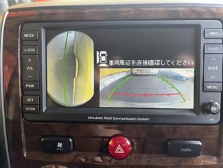 2009 Mitsubishi DELICA - Thumbnail