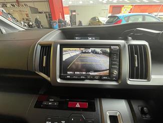 2012 Honda STEPWAGON - Thumbnail