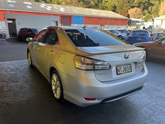 2010 Lexus Hs250h - Thumbnail