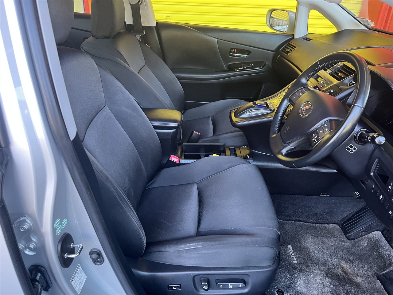 2010 Lexus Hs250h