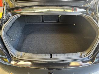 2008 Holden Commodore - Thumbnail