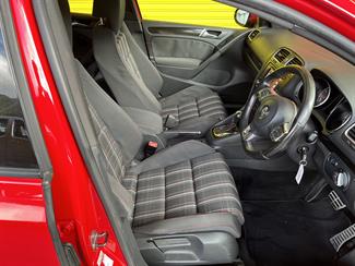 2009 Volkswagen Golf - Thumbnail