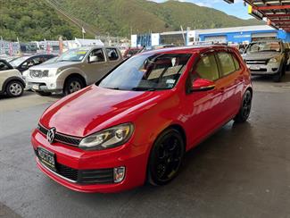 2009 Volkswagen Golf - Thumbnail