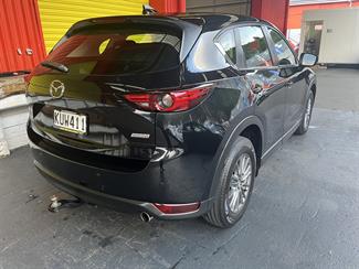 2017 Mazda Cx-5 - Thumbnail