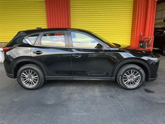 2017 Mazda Cx-5 - Thumbnail