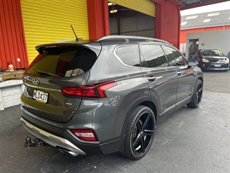 2019 Hyundai Santa Fe - Thumbnail