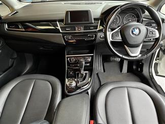 2015 BMW 2 Series - Thumbnail