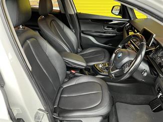 2015 BMW 2 Series - Thumbnail