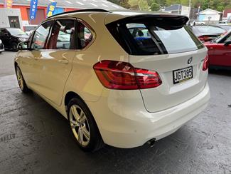 2015 BMW 2 Series - Thumbnail