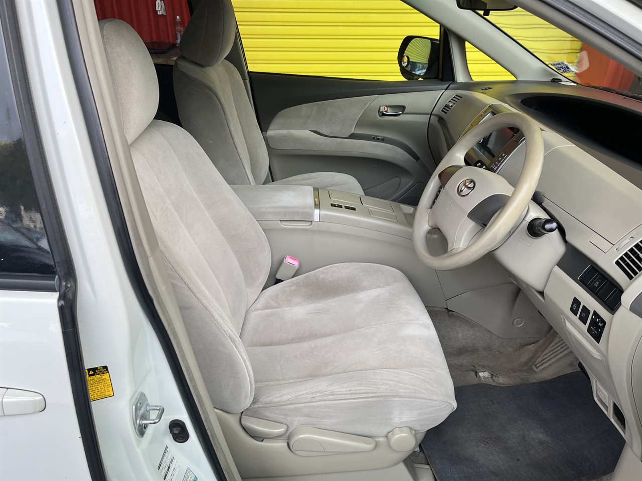 2006 Toyota Estima