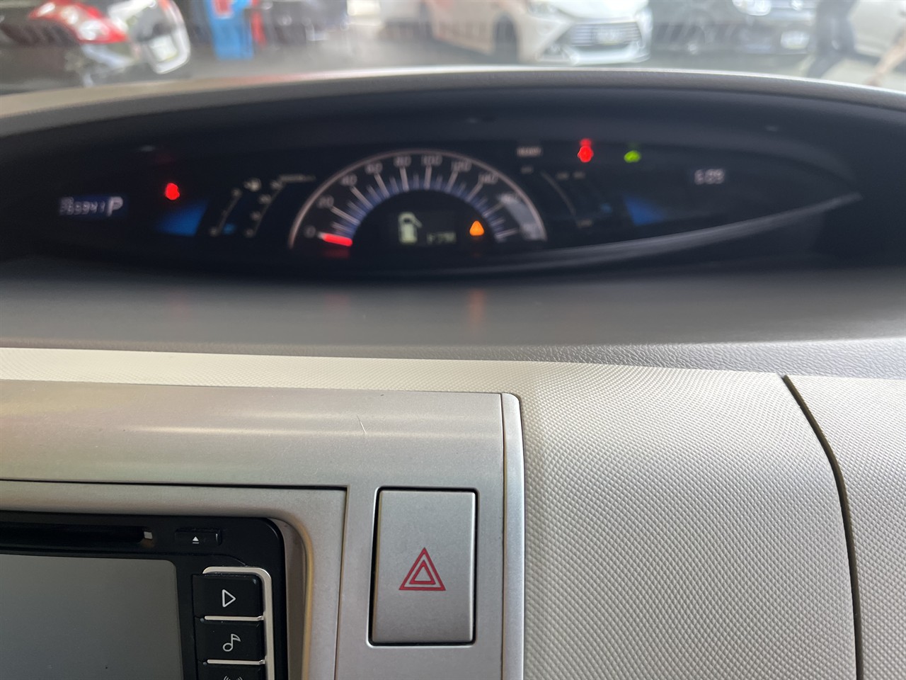 2006 Toyota Estima