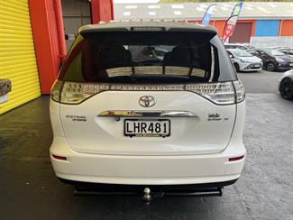 2006 Toyota Estima - Thumbnail